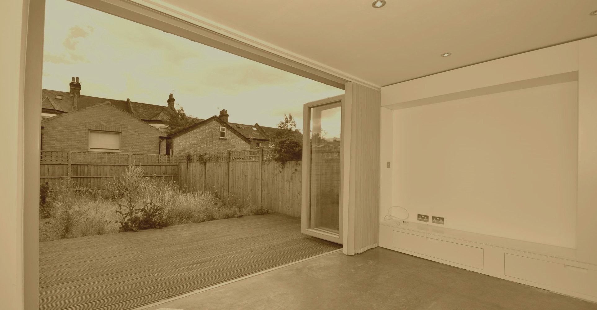 Slider, Glaziers in Hanwell, W7